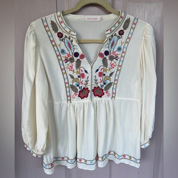 Solitaire Cream Red Embroidered Mandarin Collar Blouse Size Small - Picture 1 of 5